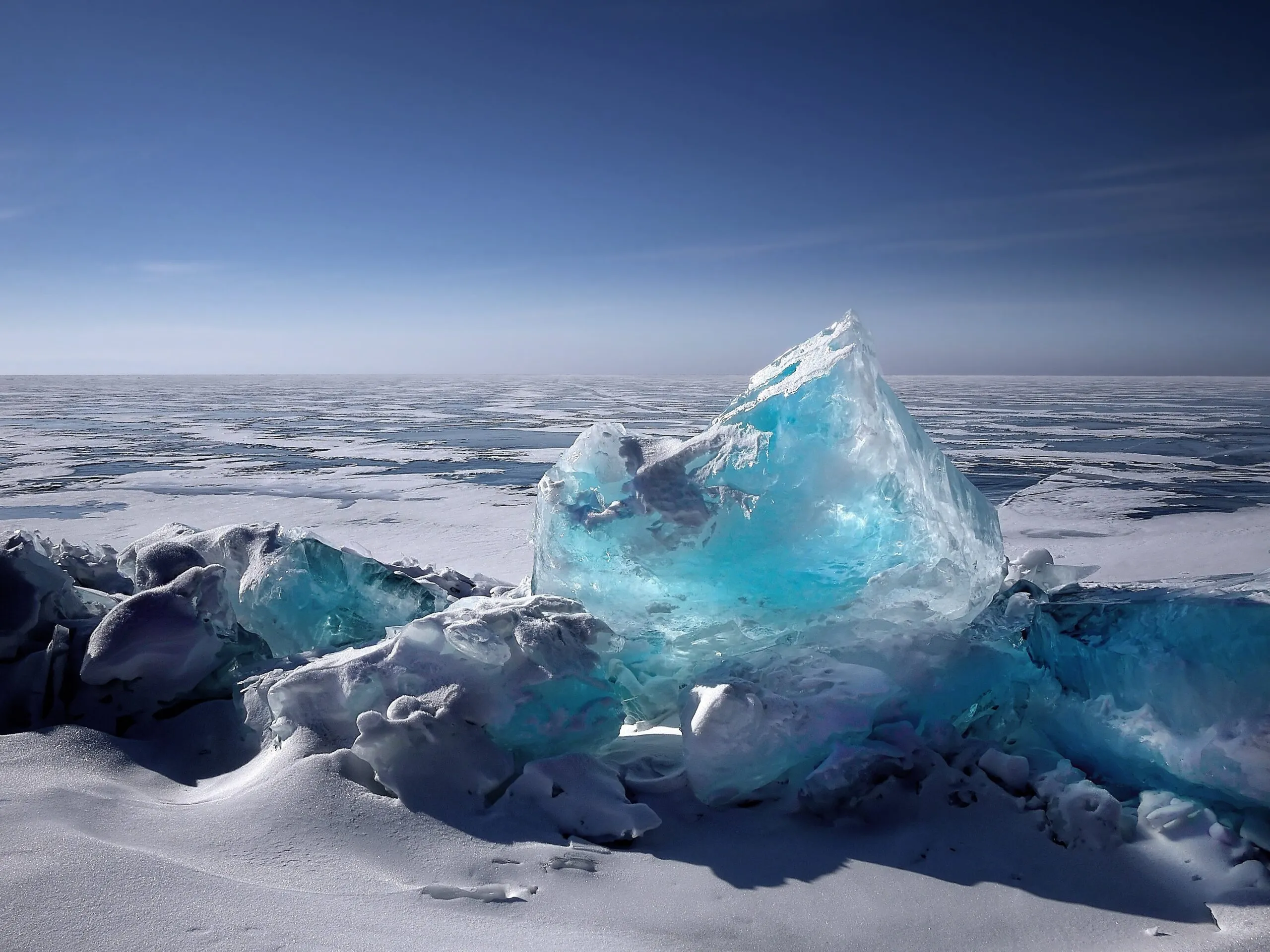8moments-ice-2062433
