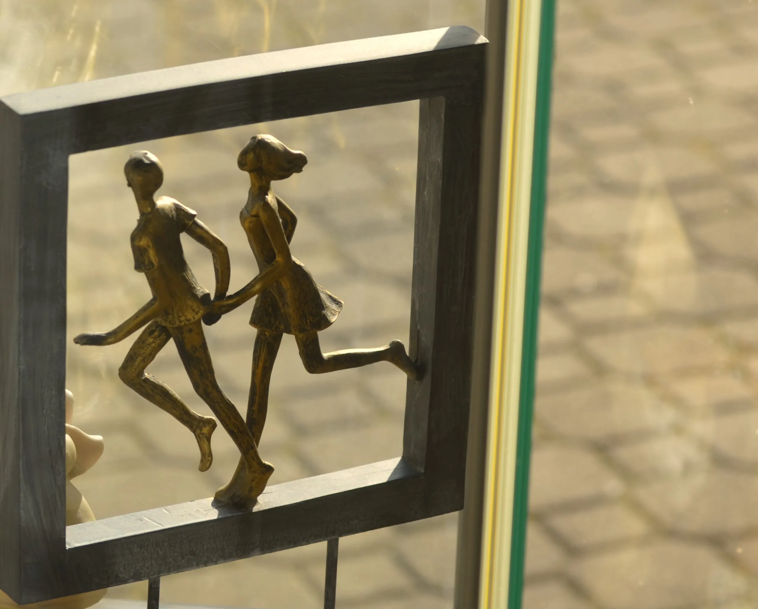 aszak-running-couple-6784802