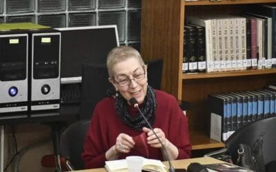 Η αξία μιας πρώτης εμφάνισης στην ποίηση-γράφει η Διώνη Δημητριάδου