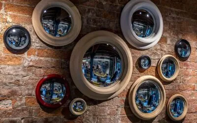 Δημήτρης Οικονομίδης, Καθρέφτης