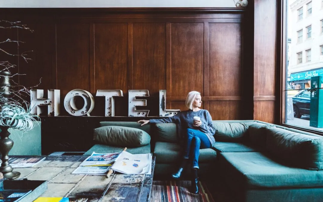 Γιώργος Κοζίας, HOTEL DE LA GLORIA