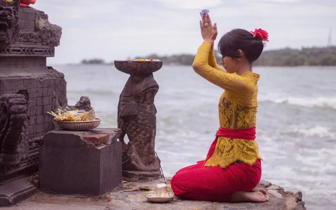 Γιώργος Βέης, Προλεγόμενα Τοπίων από το Αρχιπέλαγος της Ινδονησίας
